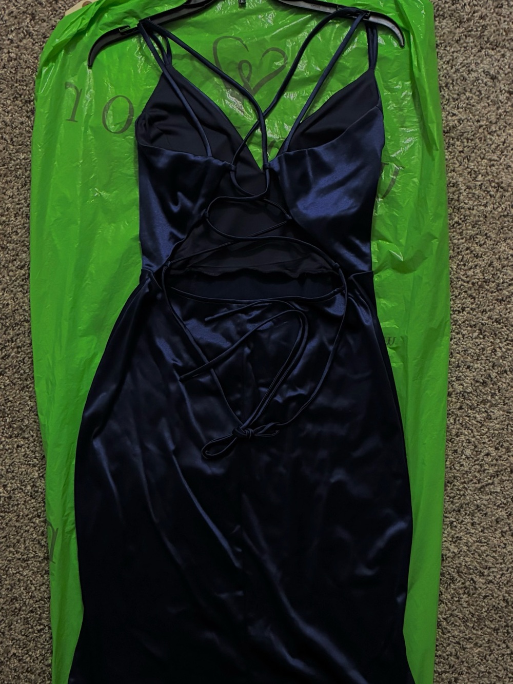Prom dress - Picture 3 of 3